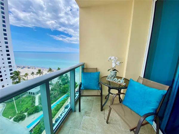 $2,400 | 2501 South Ocean Drive, Unit 1104, Hollywood, FL 33019