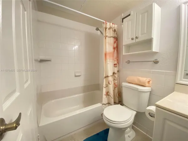 $2,250 | 2501 South Ocean Drive, Unit 1104, Hollywood, FL 33019