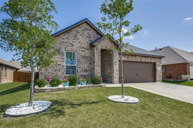 $329,900 | 900 Honey Maple Street, Princeton, TX 75407