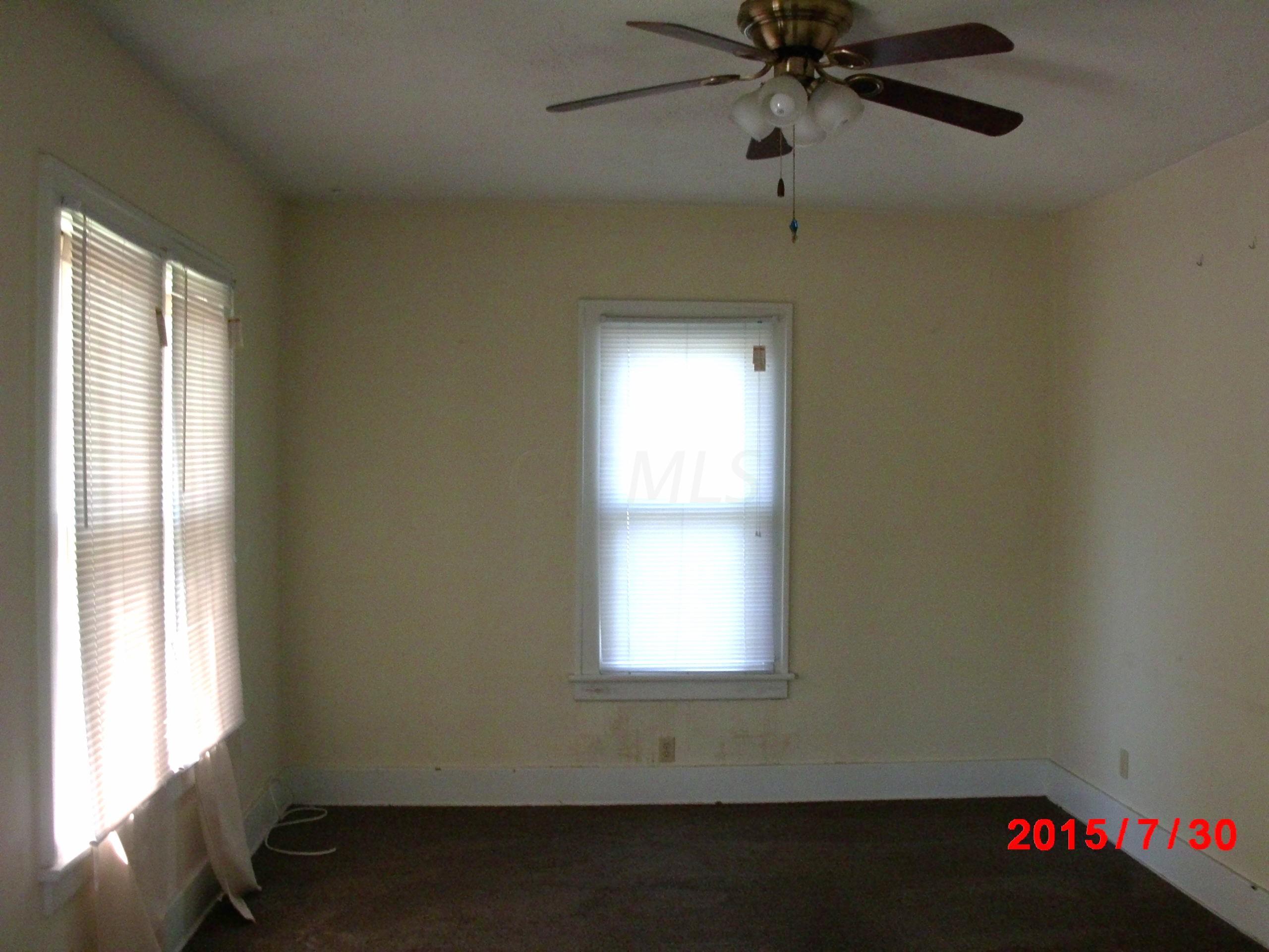 693 Elaine Road Whitehall, OH 43213 - Photo 3 of 3