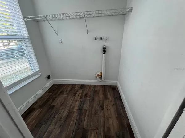 $2,200 | 2072 Los Lomas Drive, Clearwater, FL 33763