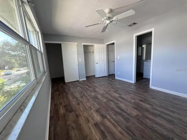 $2,200 | 2072 Los Lomas Drive, Clearwater, FL 33763