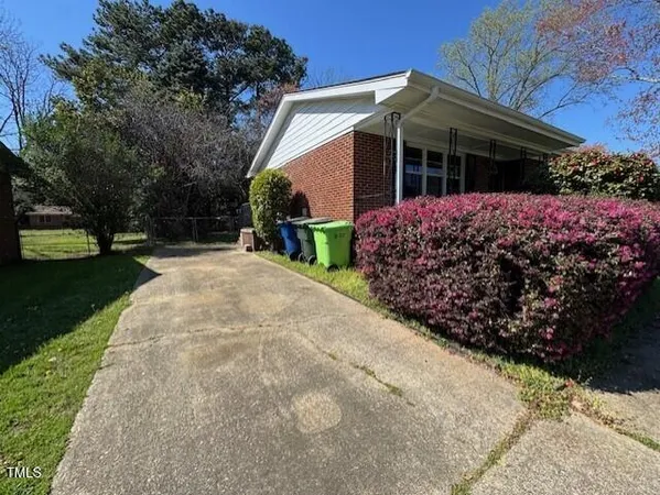 $2,000 | 3729 Arrowwood Drive, Raleigh, NC 27604