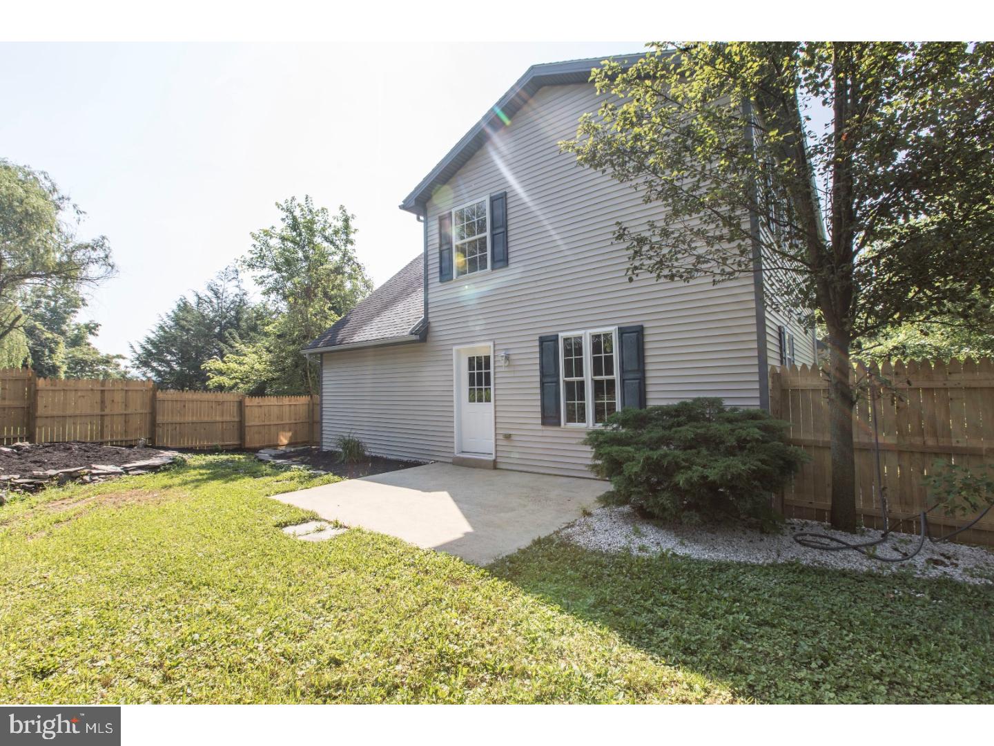 1065 Fritztown Road Reading, PA 19608 - Photo 20 of 23