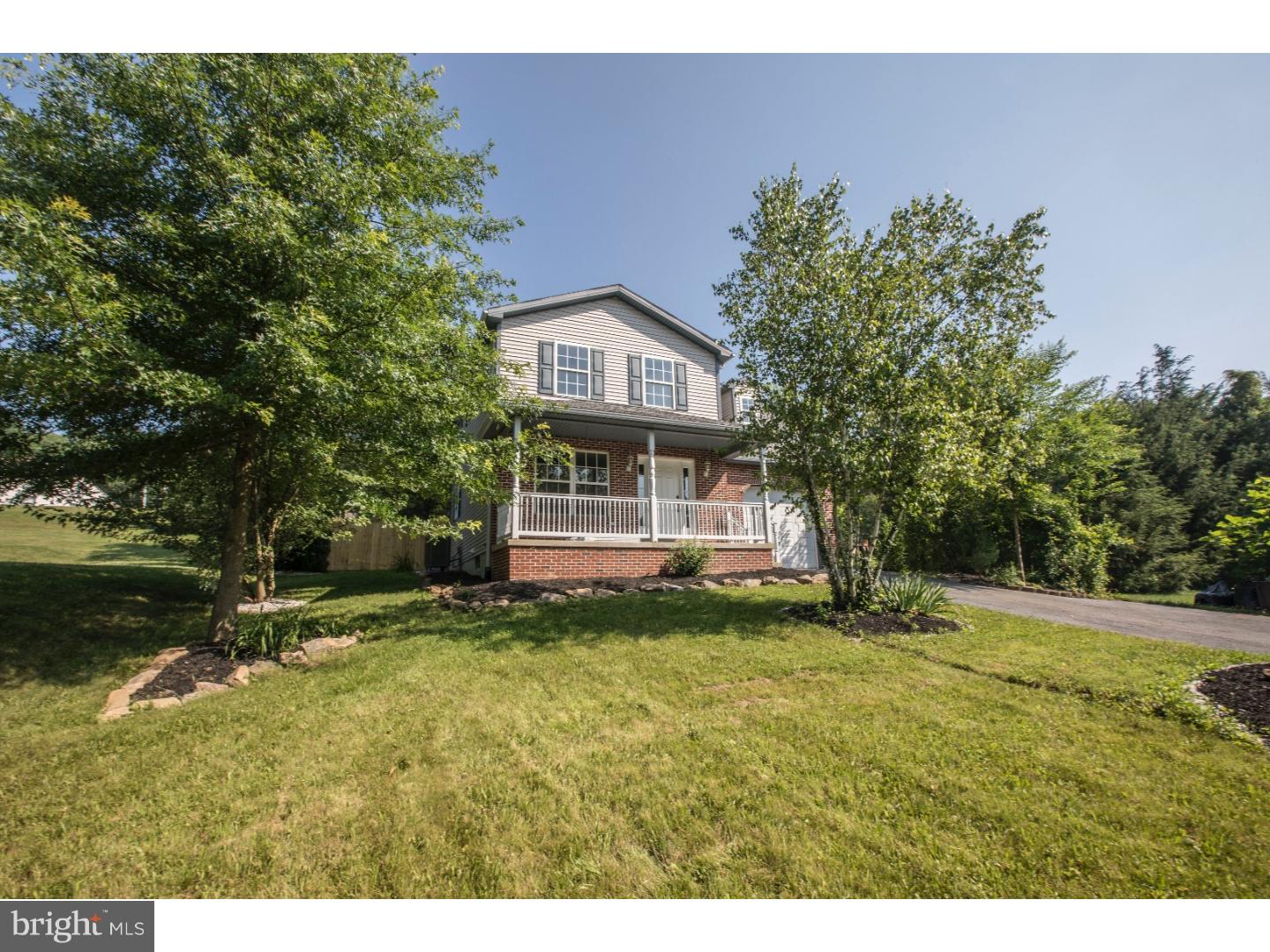 1065 Fritztown Road Reading, PA 19608 - Photo 3 of 23
