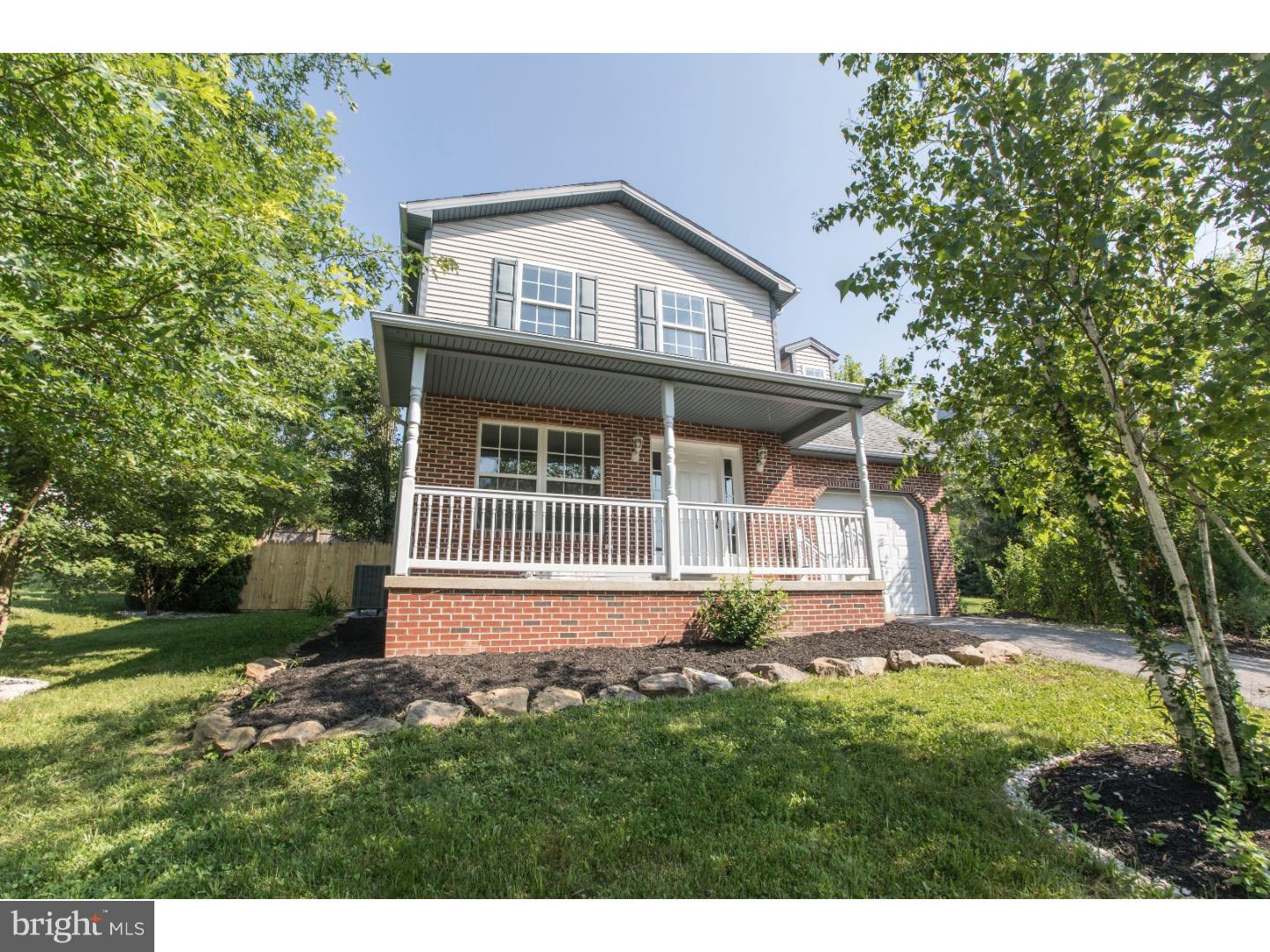 1065 Fritztown Road Reading, PA 19608 - Photo 4 of 23