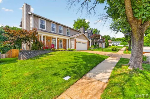 $394,900 | 1557 Greenfield Crossing Court, Ballwin, MO 63021