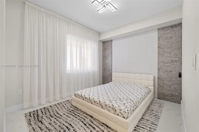 $10,000 | 700 Northeast 24th Street, Unit 3206, Miami, FL 33137