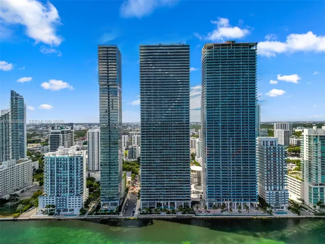 $10,000 | 700 Northeast 24th Street, Unit 3206, Miami, FL 33137