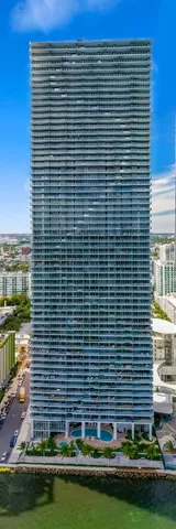 $10,000 | 700 Northeast 24th Street, Unit 3206, Miami, FL 33137