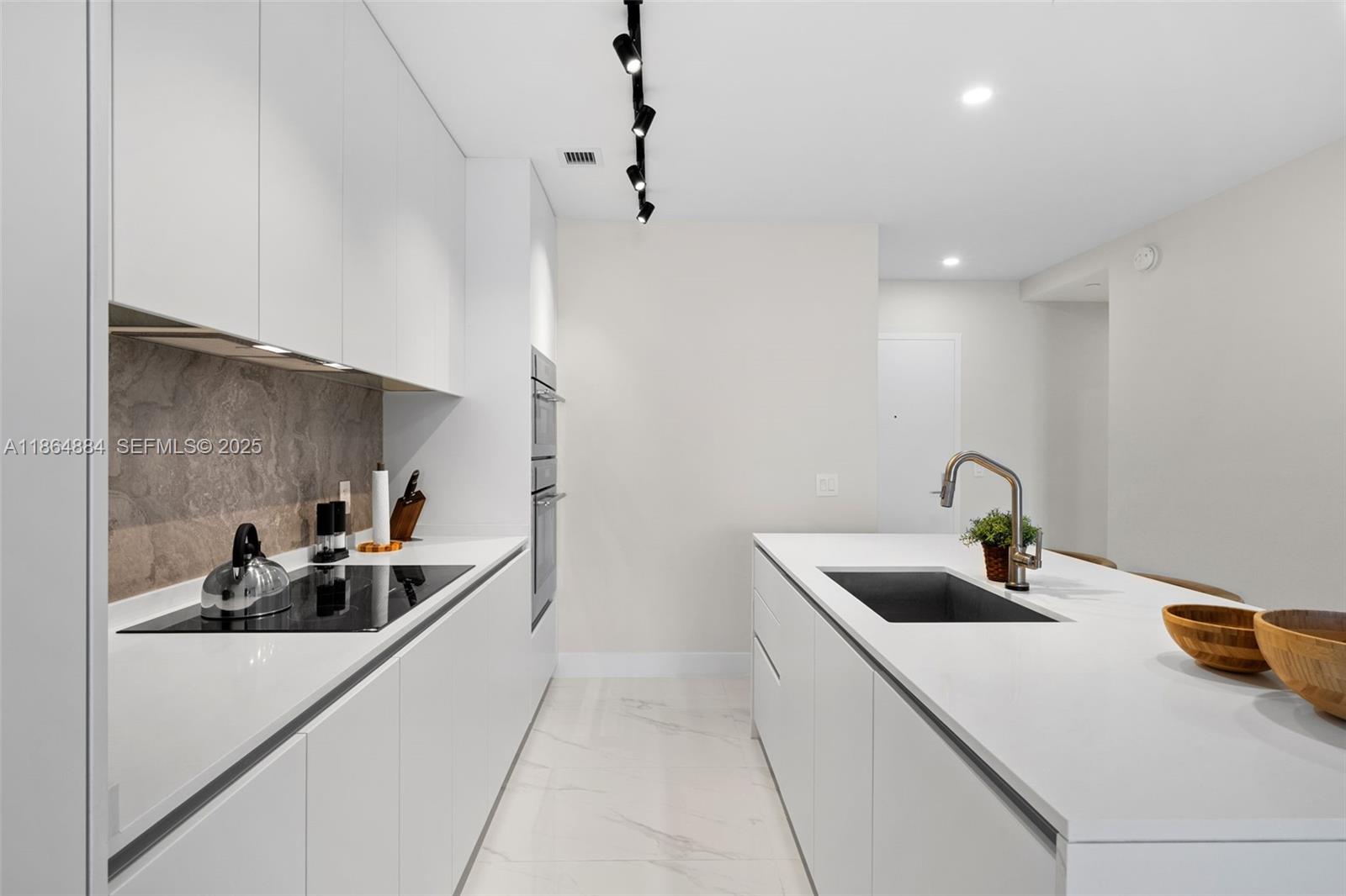 700 Northeast 24th Street, Unit 3206 Miami, FL 33137 - Photo 5 of 58