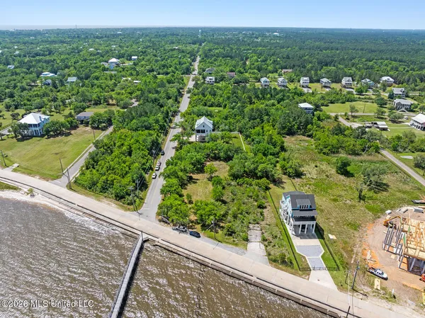 $575,000 | 1900 North Beach Boulevard, Bay St. Louis, MS 39520
