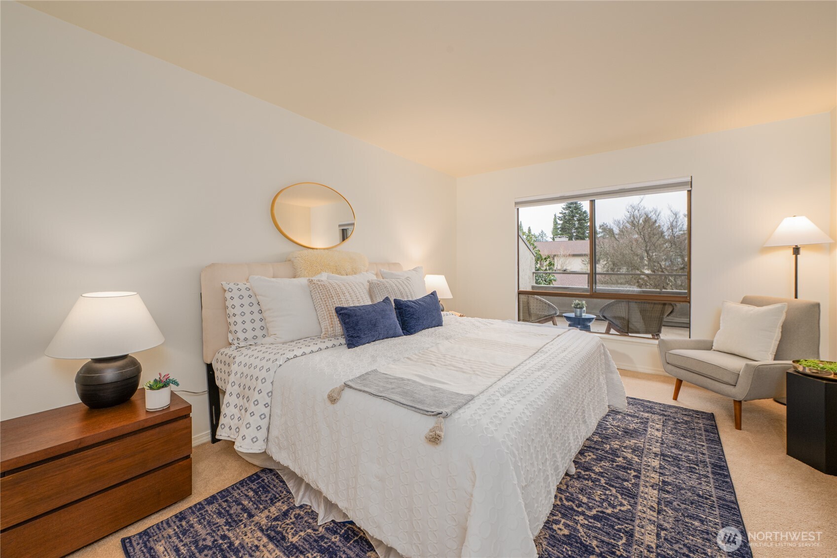 6536 Park Point Lane Northeast Seattle, WA 98115 - Photo 12 of 40