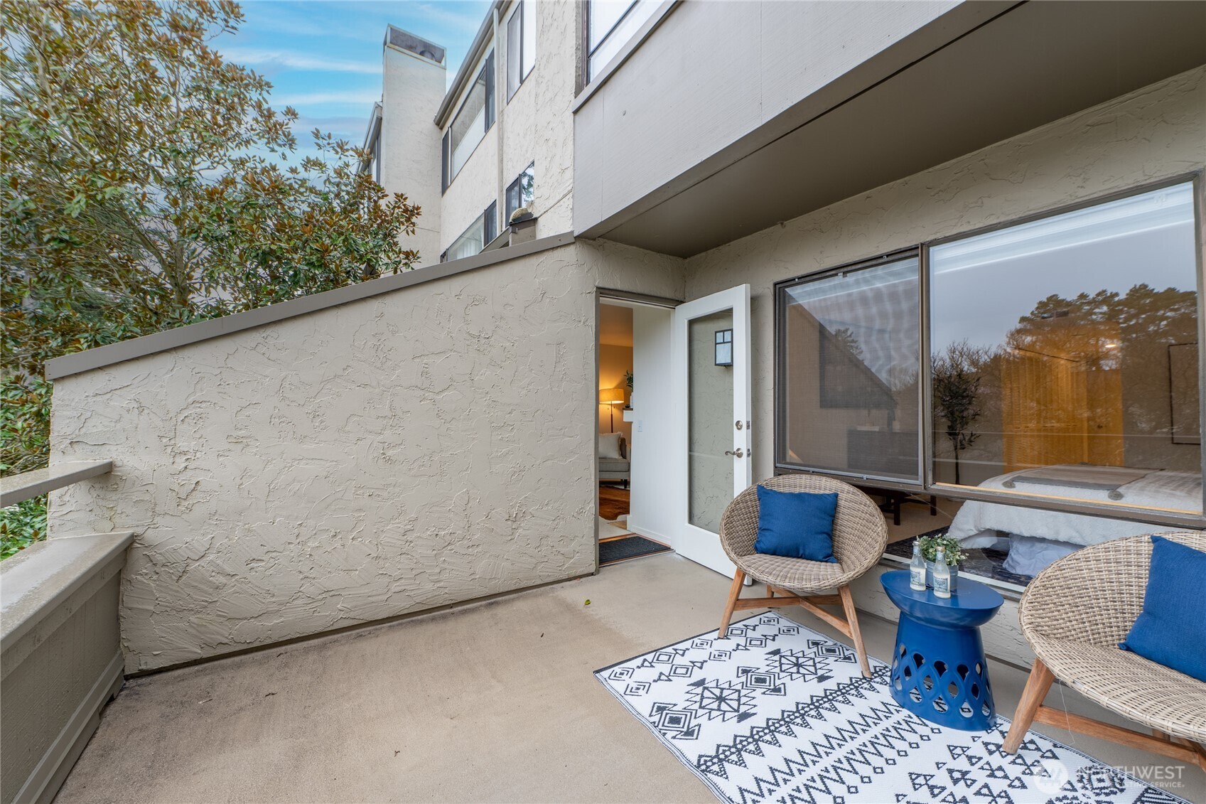 6536 Park Point Lane Northeast Seattle, WA 98115 - Photo 20 of 40