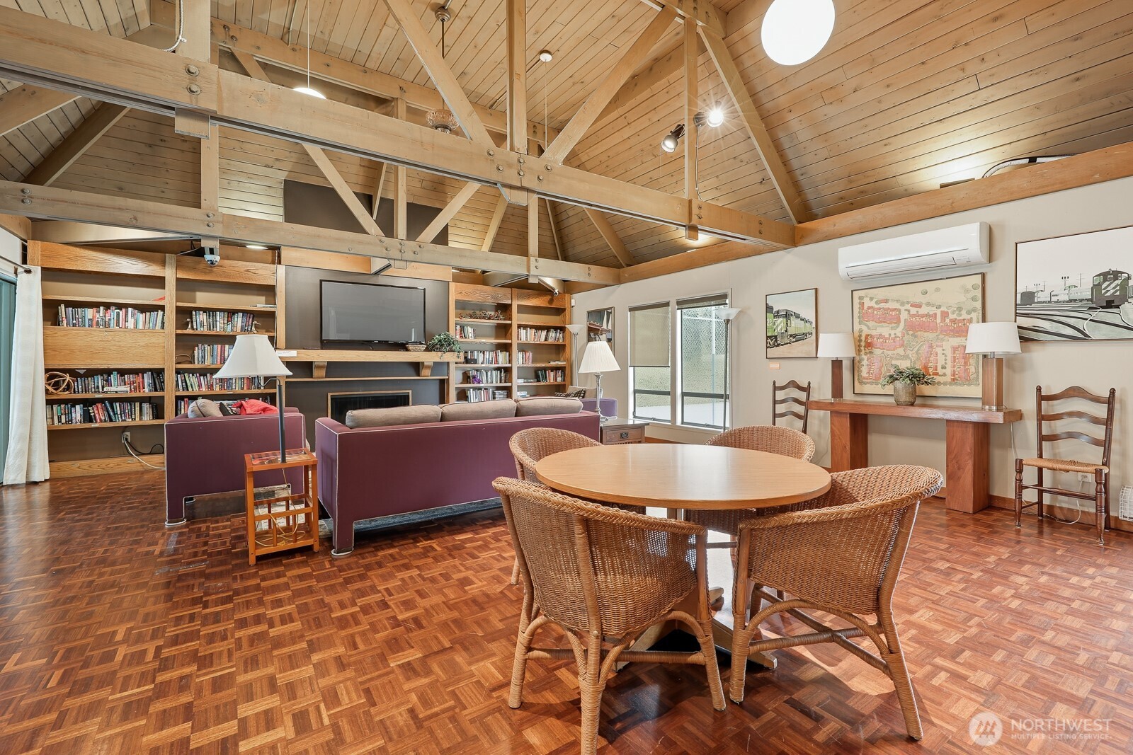 6536 Park Point Lane Northeast Seattle, WA 98115 - Photo 34 of 40