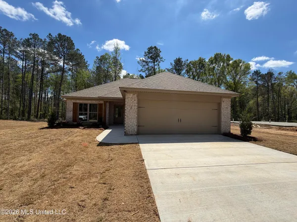 $259,000 | 257 Smith Drive, Mendenhall, MS 39114