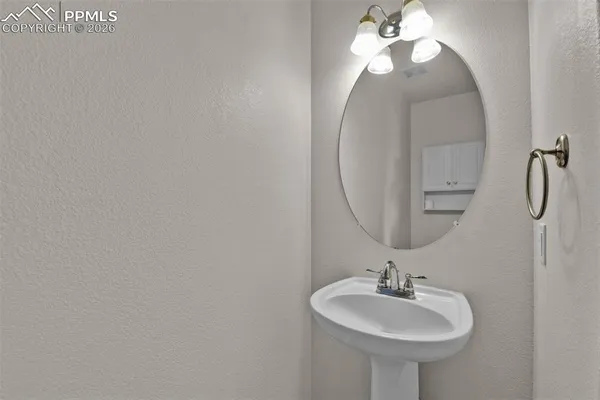 $520,000 | 8407 Weiscamp Road, Peyton, CO 80831