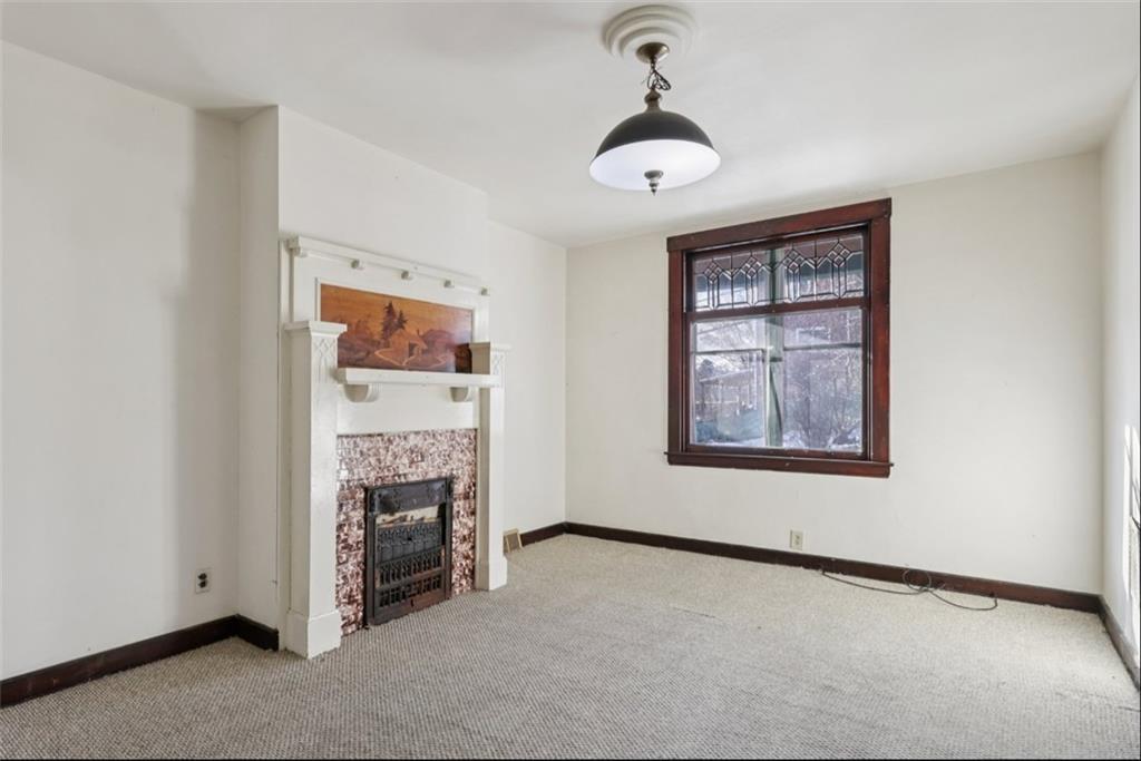 221 Fernleaf Street Pittsburgh, PA 15210 - Photo 14 of 32