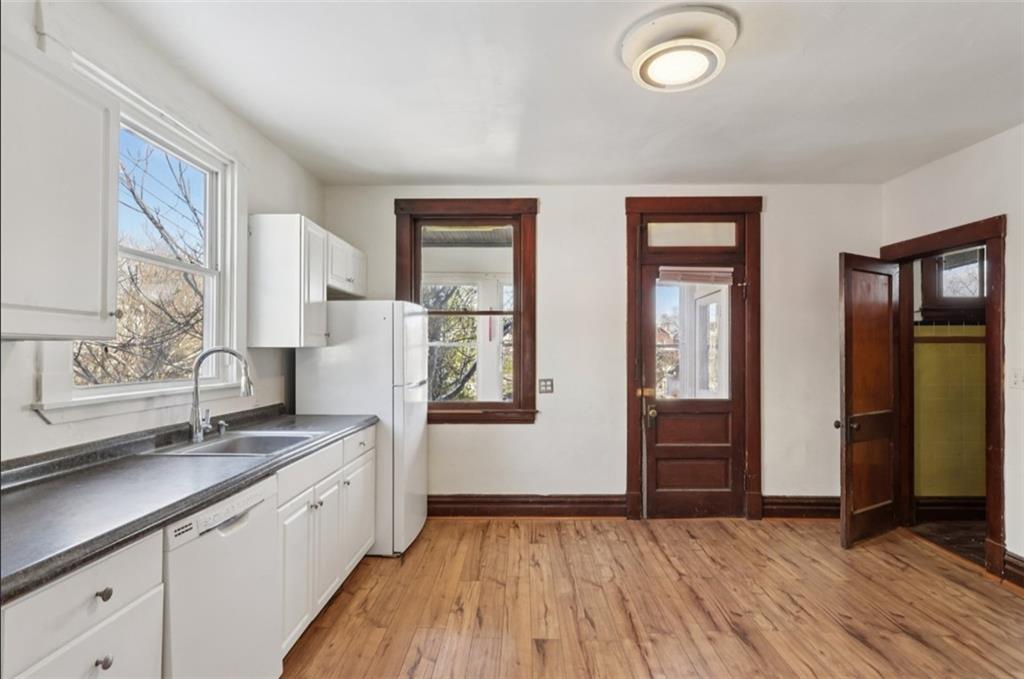 221 Fernleaf Street Pittsburgh, PA 15210 - Photo 16 of 32