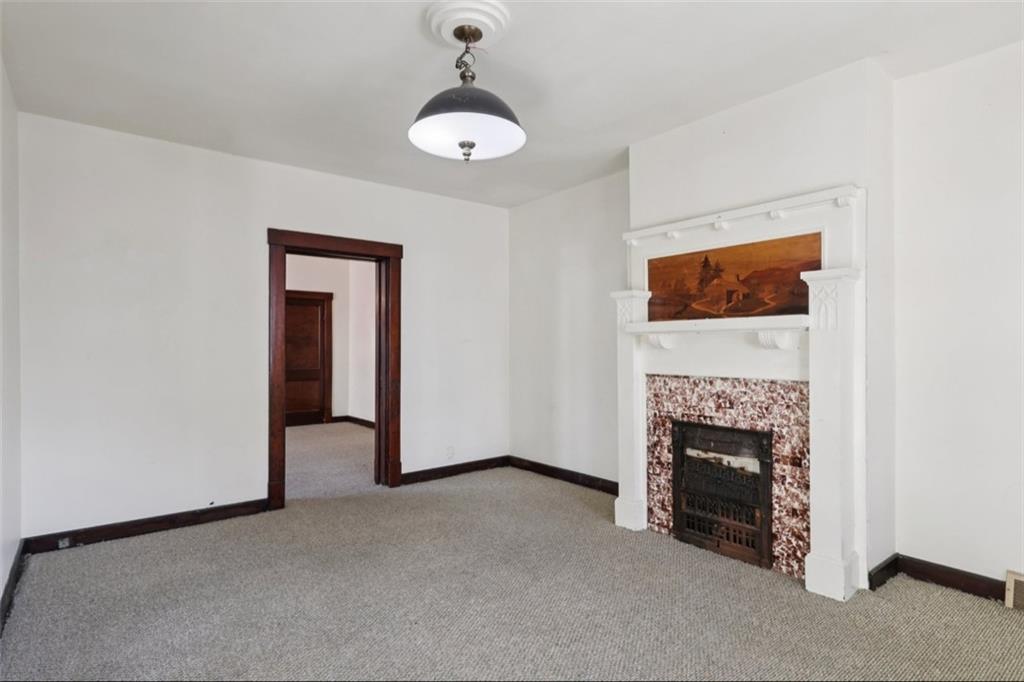 221 Fernleaf Street Pittsburgh, PA 15210 - Photo 10 of 32