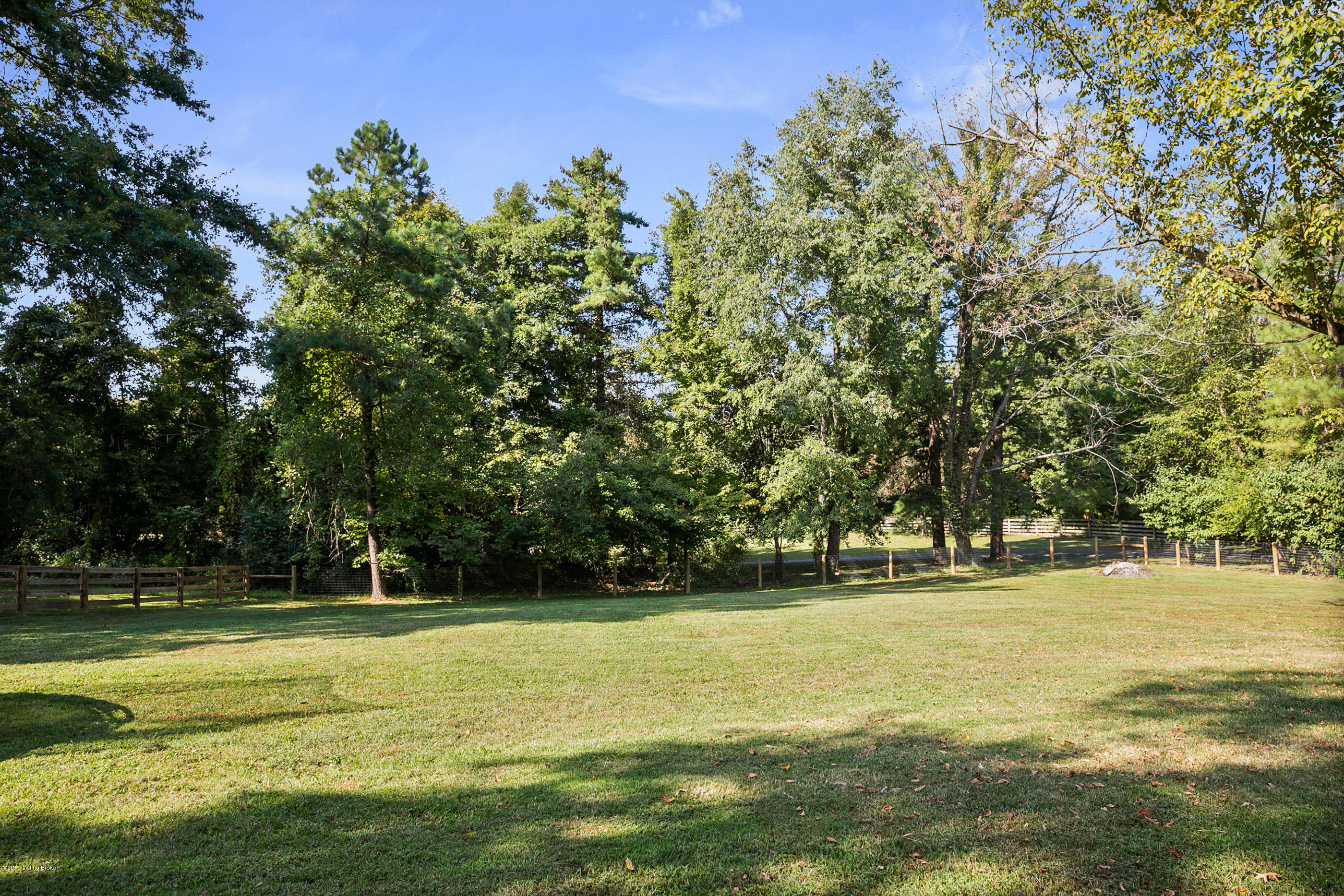 3400 River Bluff Road Prospect, KY 40059 - Photo 31 of 39 03