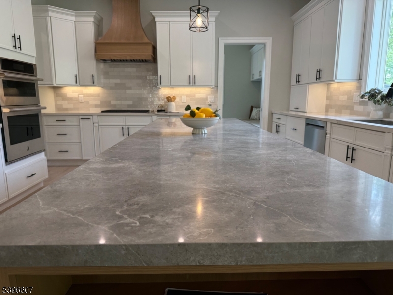 3 Bristol Ridge Boonton, NJ 07005 - Photo 10 of 50