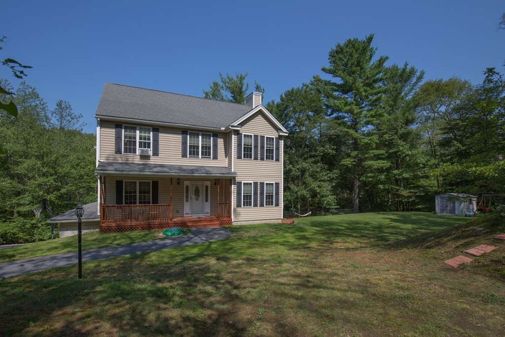113 Sutton Road Webster, MA 01570 - Photo 2 of 29
