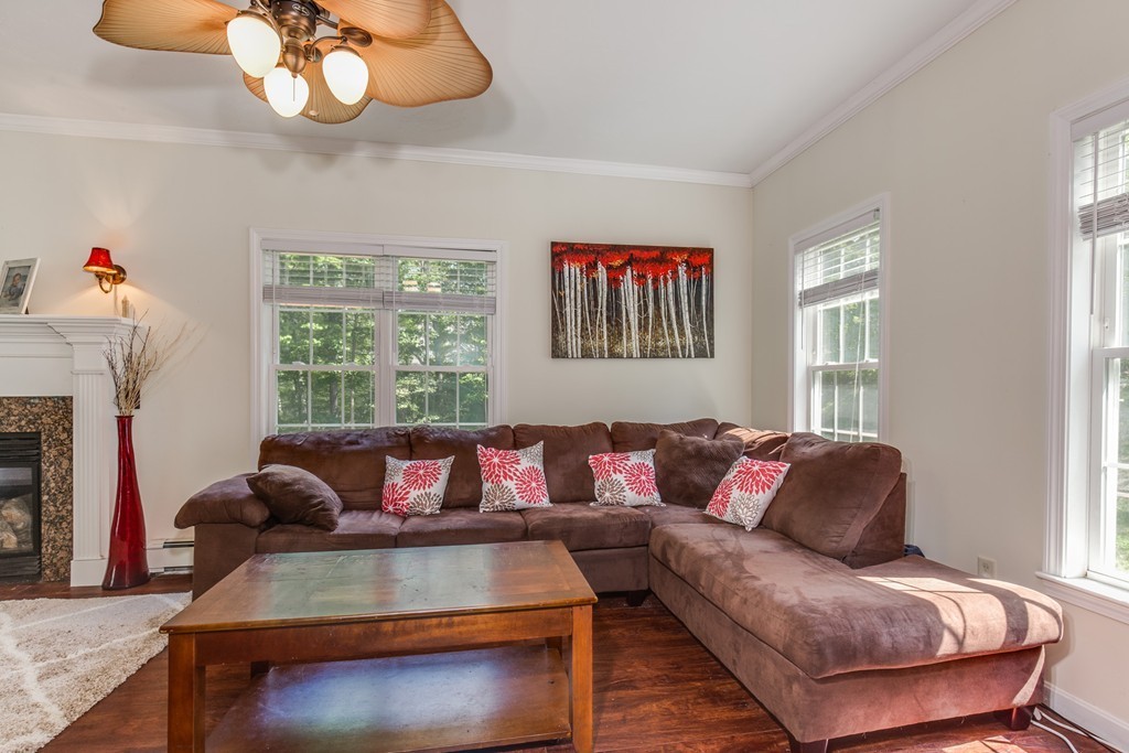 113 Sutton Road Webster, MA 01570 - Photo 10 of 29
