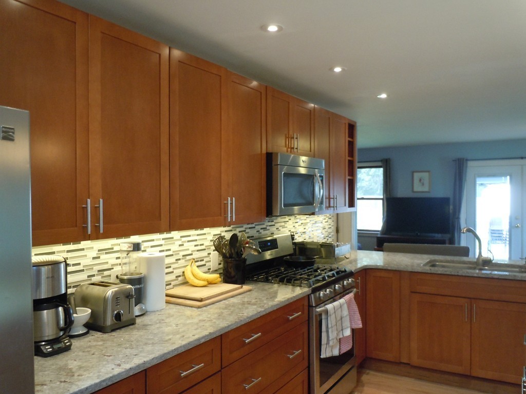 39 Loudville Road Easthampton, MA 01027 - Photo 9 of 20 Gallery Image 9