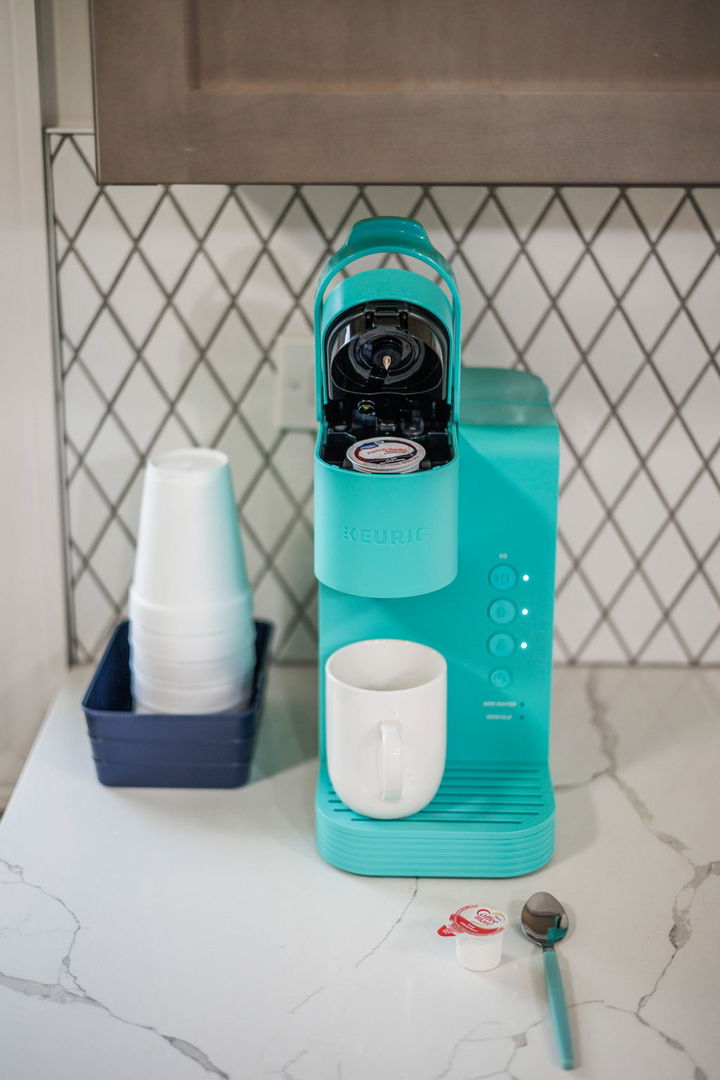 10907 South Normandy Avenue Worth, IL 60482 - Photo 15 of 29 a car parked in a room