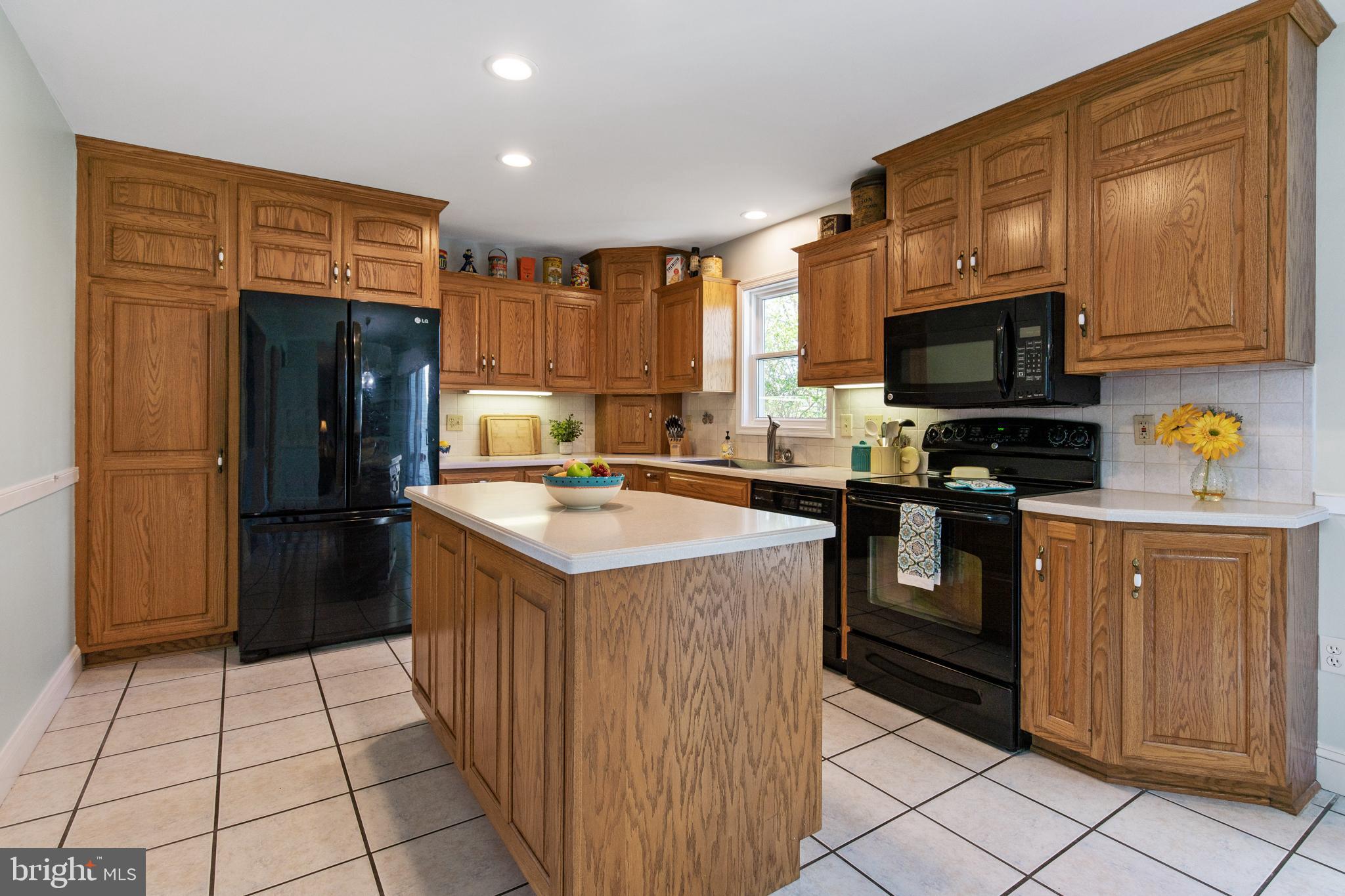 728 West 6th Street Lititz, PA 17543 - Photo 11 of 30