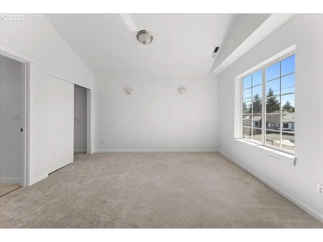 $409,000 | 8243 Northeast Multnomah Street, Portland, OR 97220