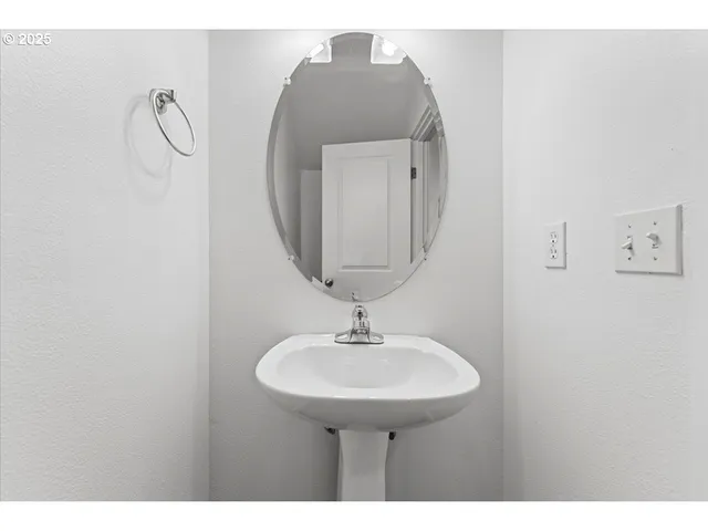 $409,000 | 8243 Northeast Multnomah Street, Portland, OR 97220