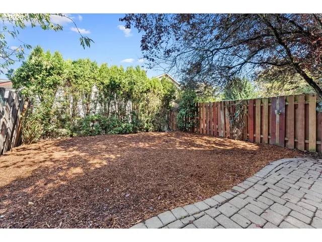 $409,000 | 8243 Northeast Multnomah Street, Portland, OR 97220