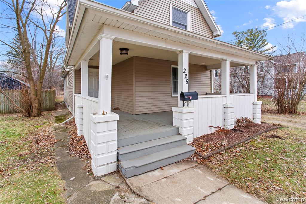225 West Ridge Street Owosso, MI 48867 - Photo 28 of 46