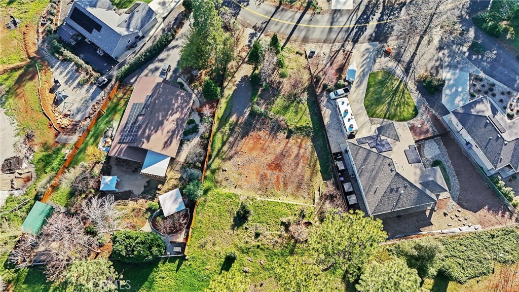1639 Gate Paradise, CA 95969 - Photo 12 of 20 an aerial view of a house with a yard and plants