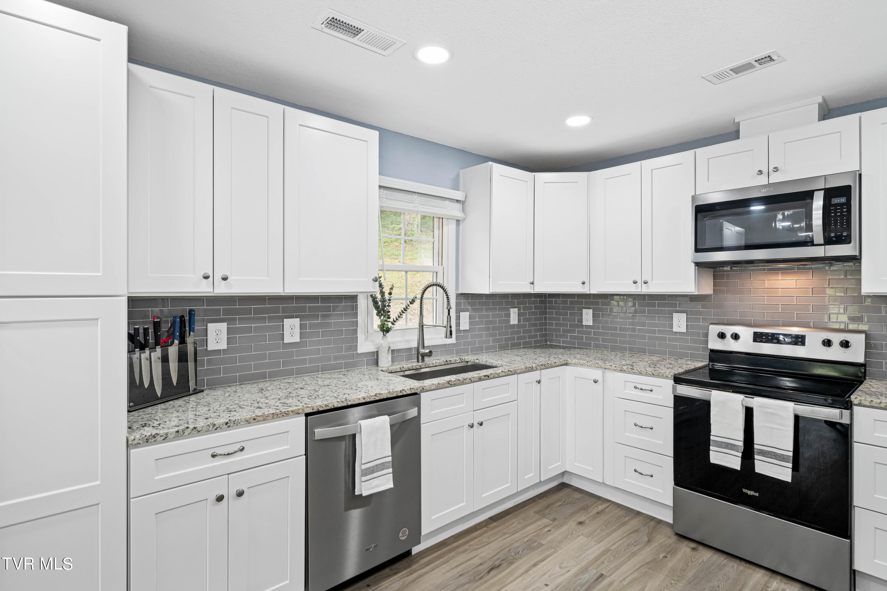 800 Belle Road Chuckey, TN 37641 - Photo 19 of 70 Kitchen