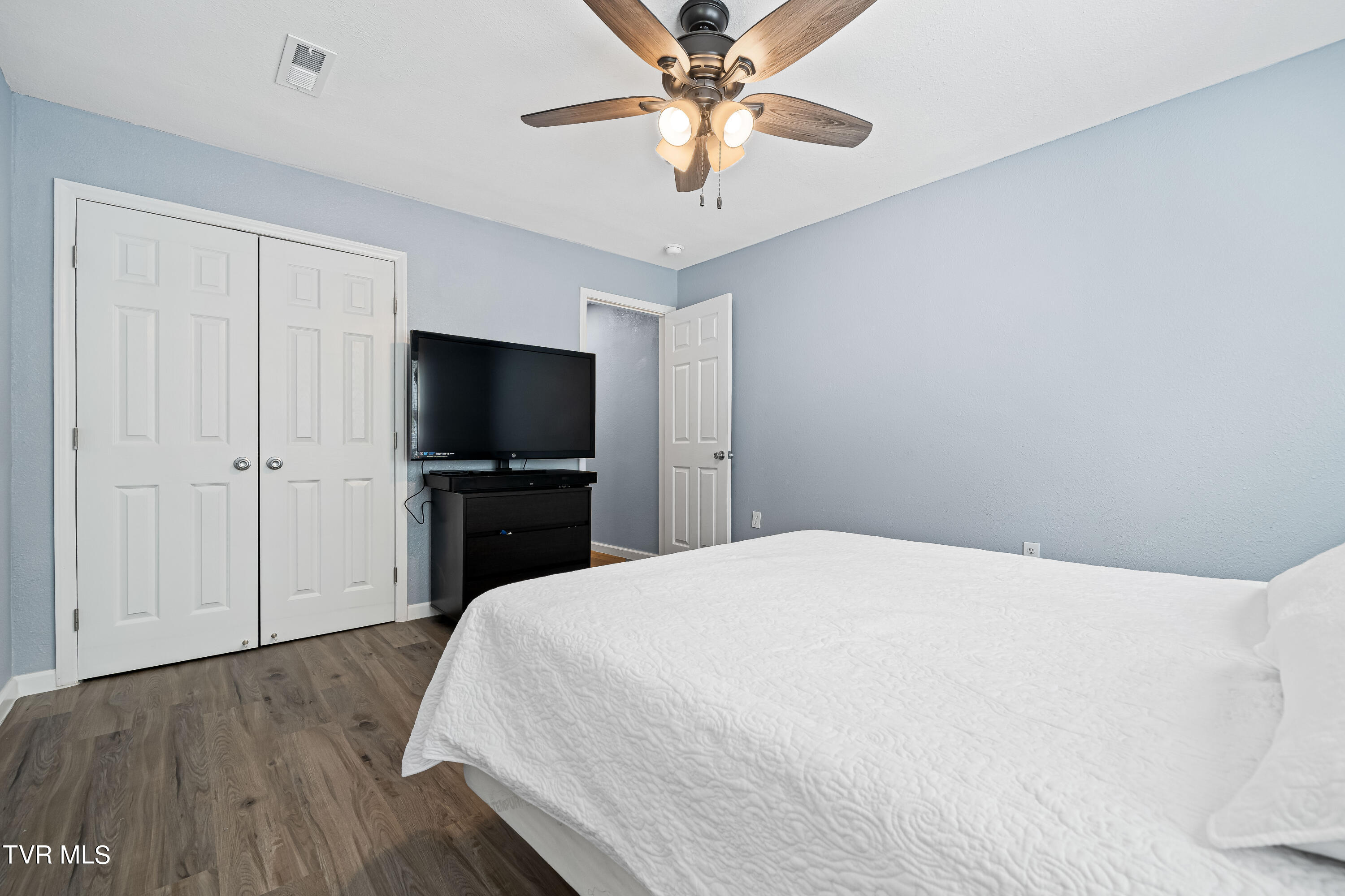 800 Belle Road Chuckey, TN 37641 - Photo 29 of 70 2nd Bedroom