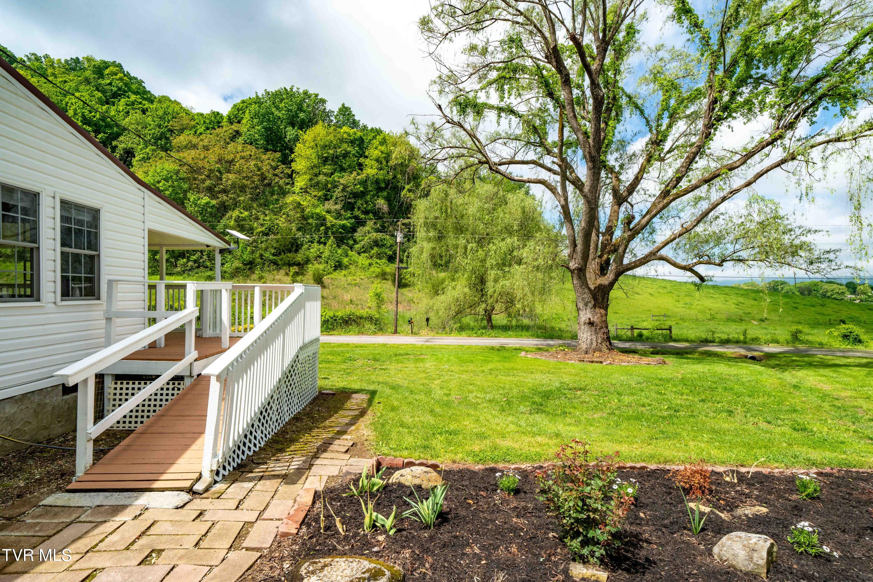 800 Belle Road Chuckey, TN 37641 - Photo 8 of 70 800 Belle Rd (35 of 70)