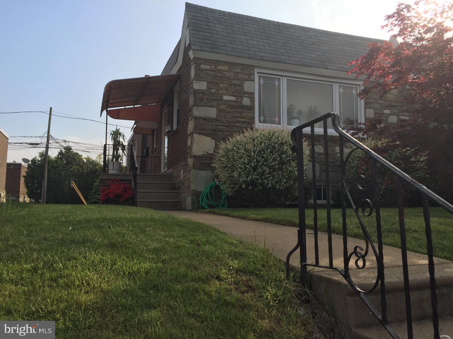 1702 Fox Chase Road Philadelphia, PA 19152 - Photo 1 of 25 Front Yard