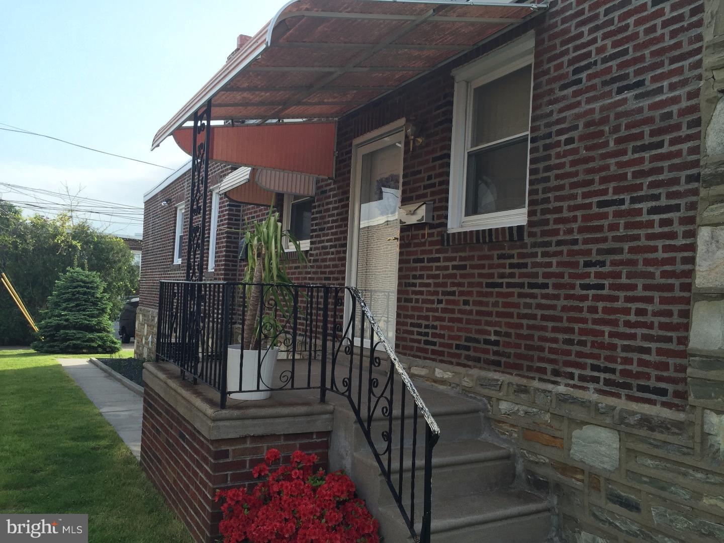 1702 Fox Chase Road Philadelphia, PA 19152 - Photo 24 of 25 Side Yard