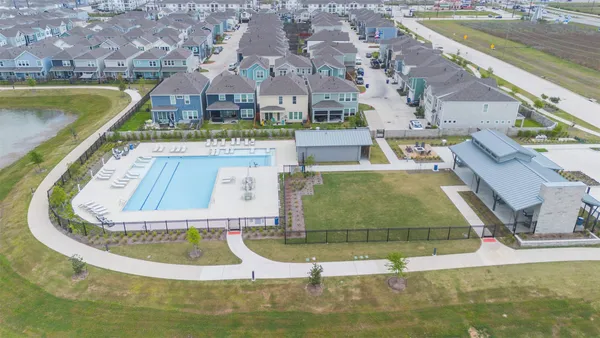 $2,600 | 635 Salt Marsh Trail, Kemah, TX 77565