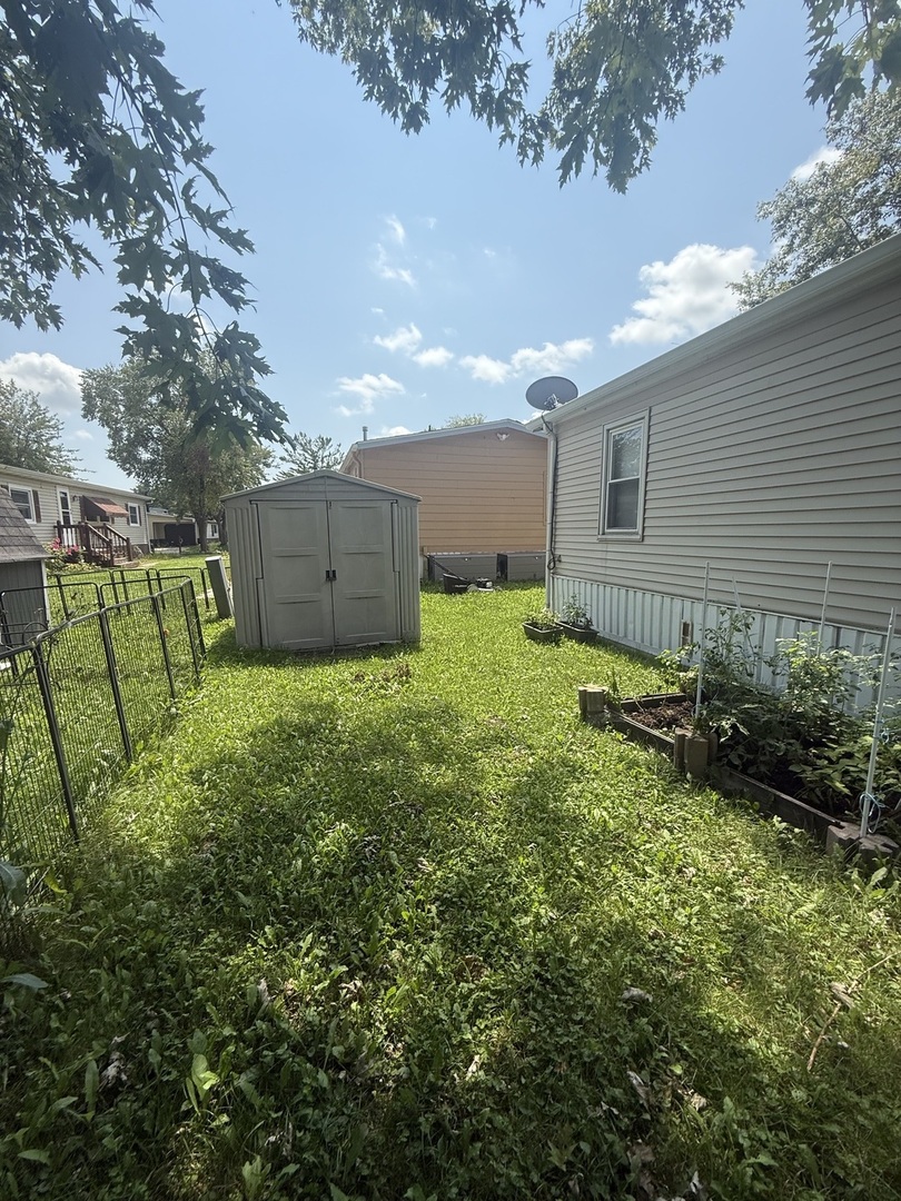 91 Candlegate Circle Matteson, IL 60443 - Photo 25 of 27 Gallery Image 25
