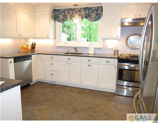 104 Spring Street Metuchen, NJ 08840 - Photo 5 of 11 Gallery Image 5