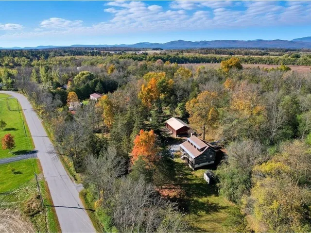 $475,000 | 3513 Sand Road, Ferrisburgh, VT 05456