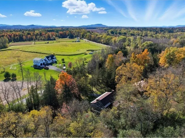 $475,000 | 3513 Sand Road, Ferrisburgh, VT 05456