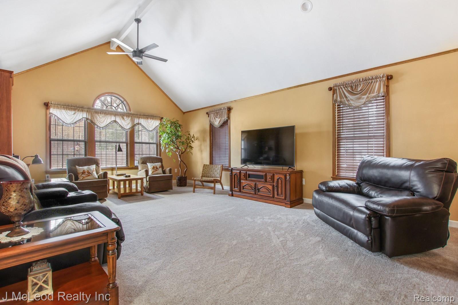 3850 Waltan Road Vassar, MI 48768 - Photo 11 of 54 3850 Waltan Rd Vassar-11.jpg