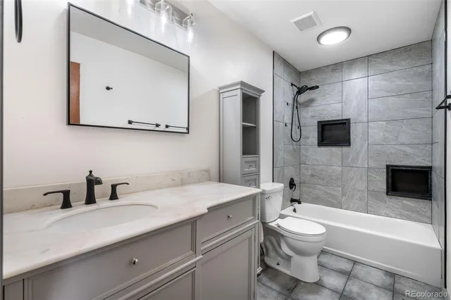 $445,000 | 3338 South Nucla Way, Aurora, CO 80013