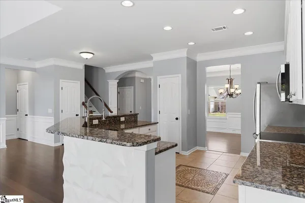 $2,600 | 201 Portland Falls Drive, Simpsonville, SC 29680