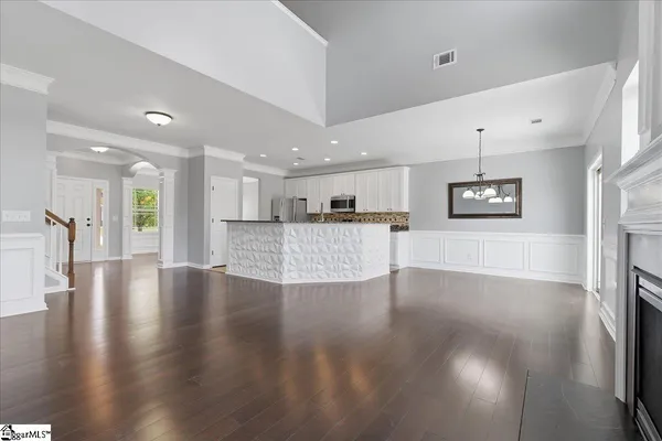 $2,600 | 201 Portland Falls Drive, Simpsonville, SC 29680